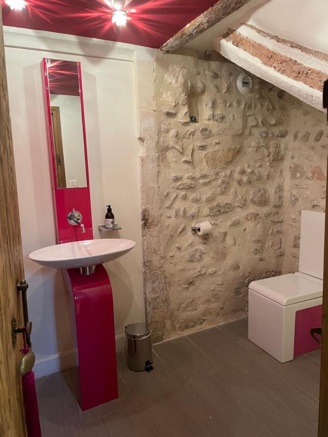 Bed and Breakfast Ermitage Notre Dame De Vacquieres Noves Esterno foto