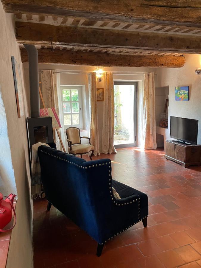 Bed and Breakfast Ermitage Notre Dame De Vacquieres Noves Esterno foto