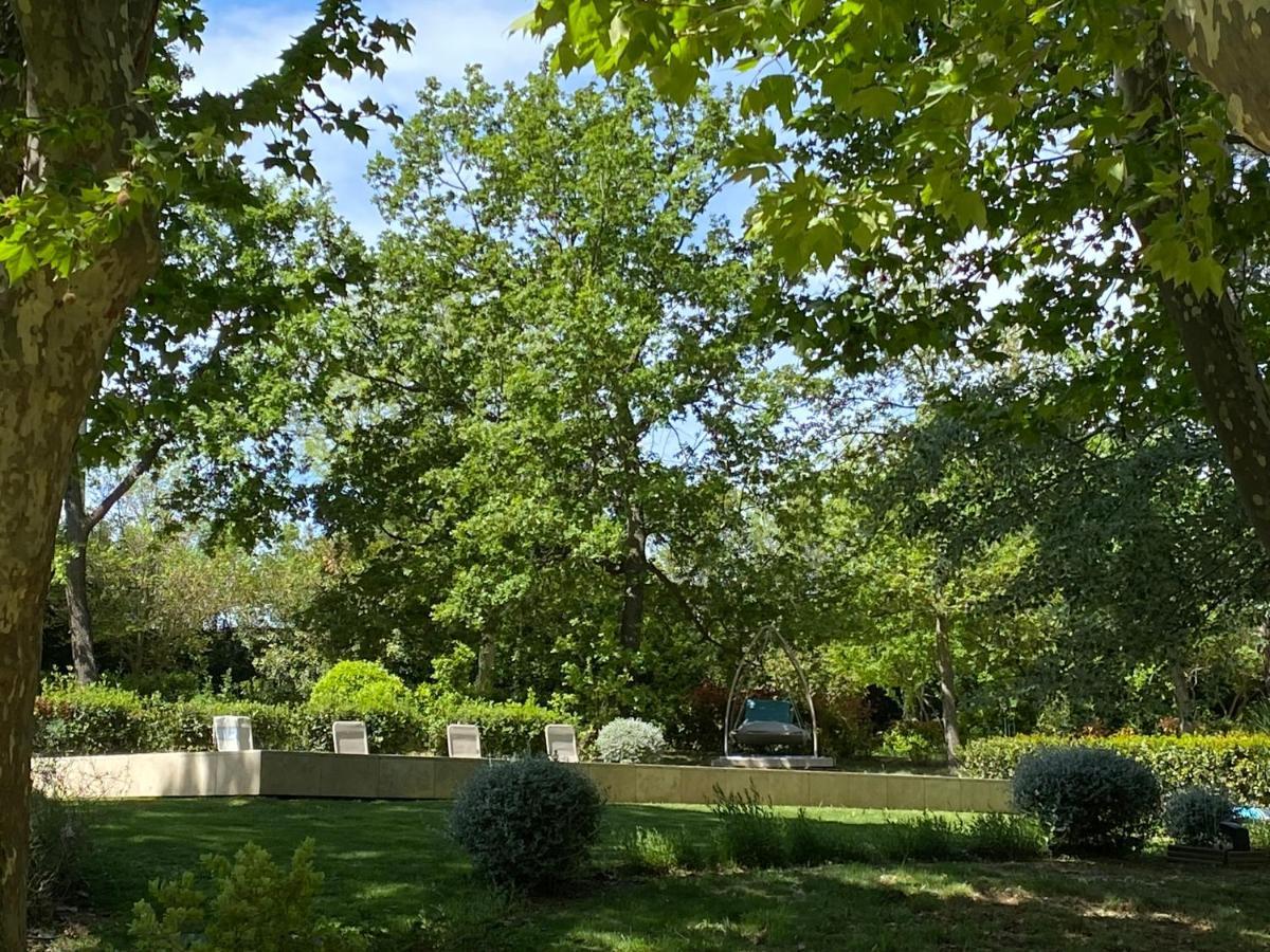 Bed and Breakfast Ermitage Notre Dame De Vacquieres Noves Esterno foto