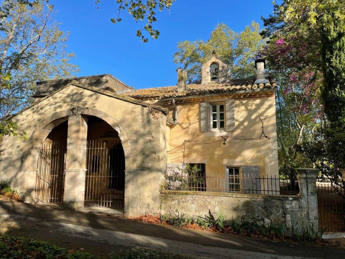 Bed and Breakfast Ermitage Notre Dame De Vacquieres Noves Esterno foto