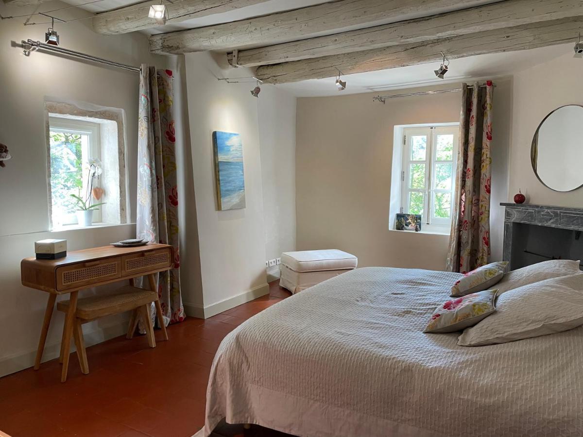Bed and Breakfast Ermitage Notre Dame De Vacquieres Noves Esterno foto