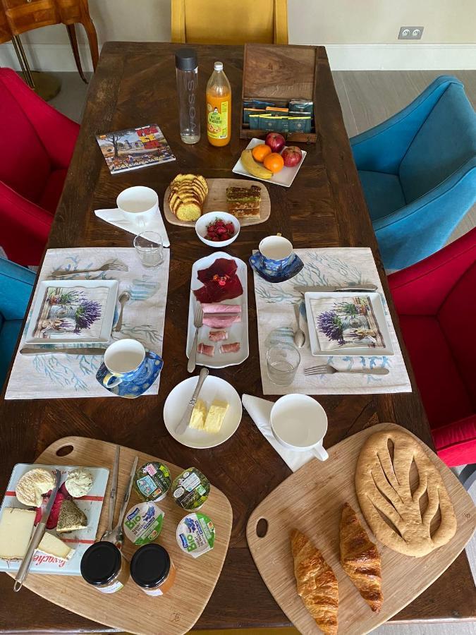 Bed and Breakfast Ermitage Notre Dame De Vacquieres Noves Esterno foto